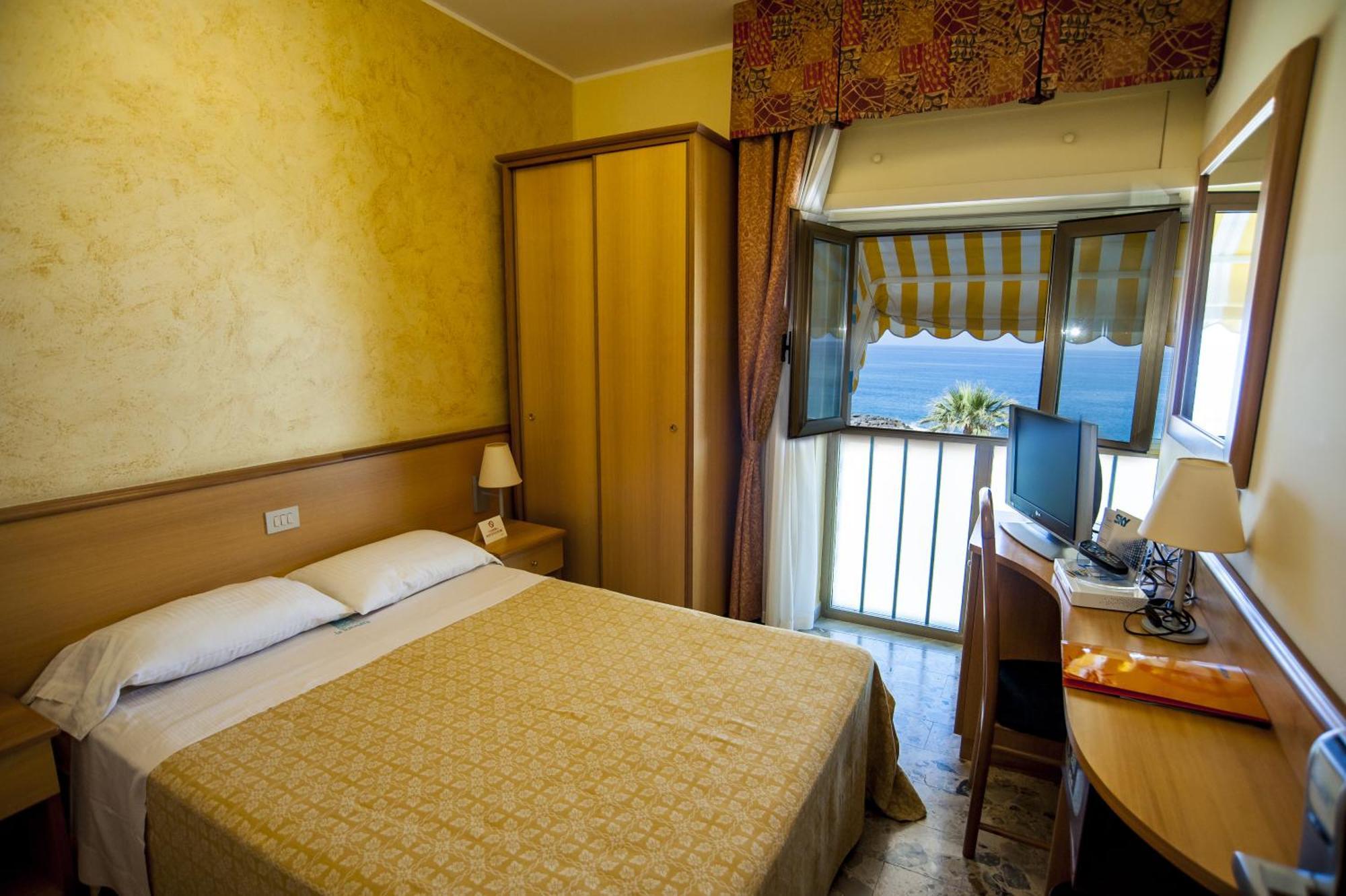 Hotel La Tonnara أمانتيا الغرفة الصورة