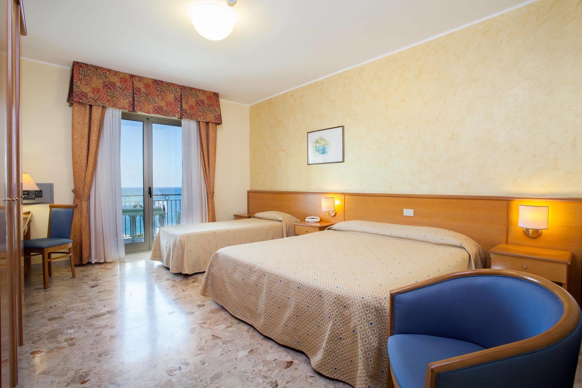Hotel La Tonnara أمانتيا المظهر الخارجي الصورة